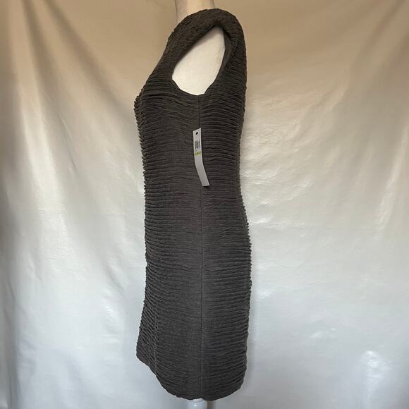 Suzi Chin Maggy Boutique Pleated Bodycon Sz 4 Cocktail Workwear Capsule Minimal - Picture 3 of 13